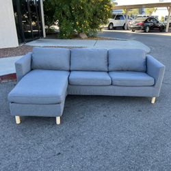 🛋️ IKEA Gray Sectional Sofa – 2 Piece w/ Reversible Storage Chaise($10 Delivery )