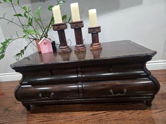 Coffee Table 4 door storage & side table
