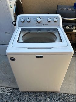 Lavadora Maytag digital