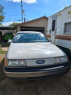 1991 Ford Taurus