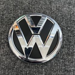 Volkswagen emblem 