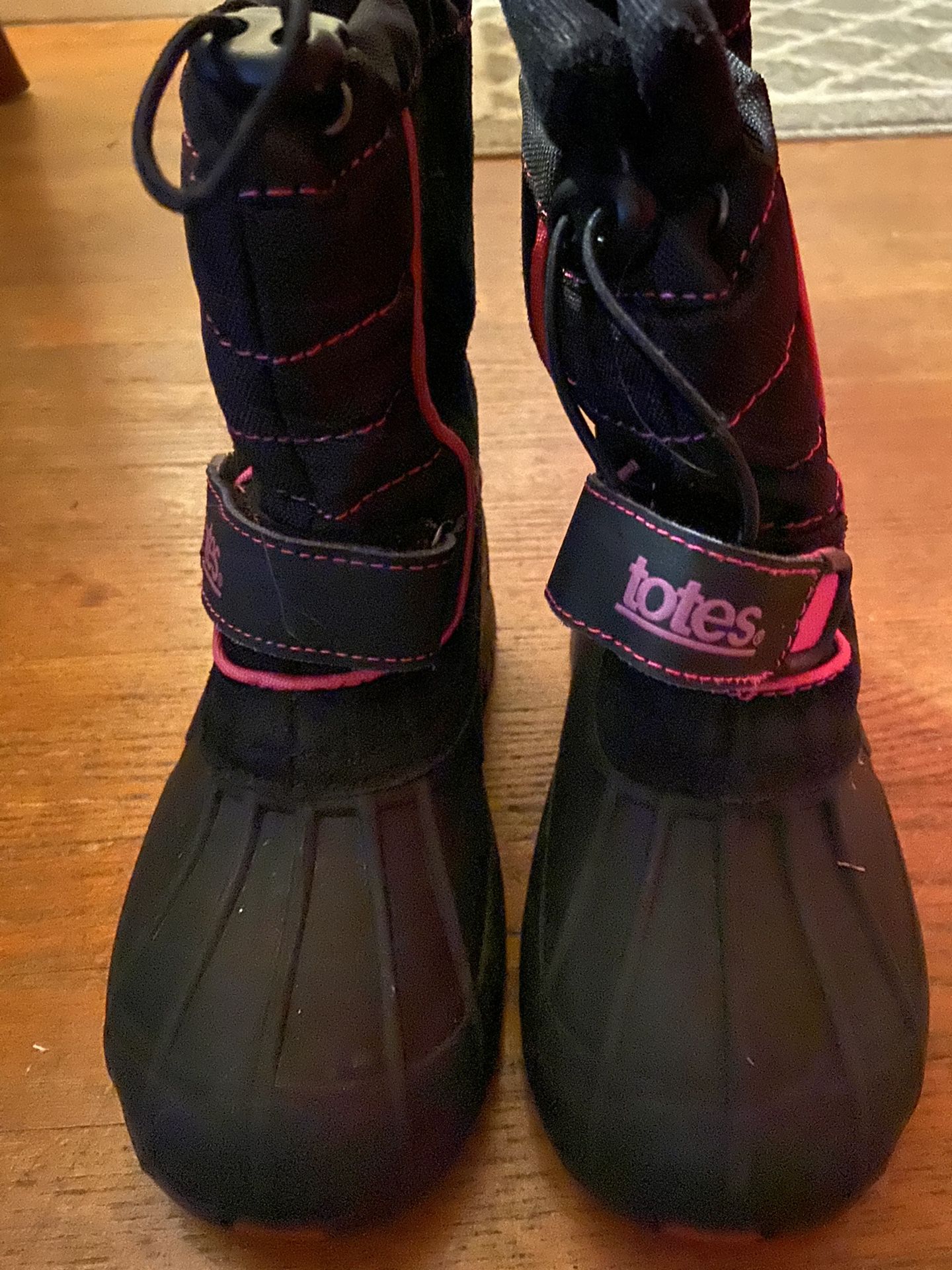 Girls Totes Snow Boots Size 12