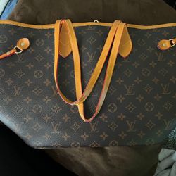 Louis Vuitton Neverfull Purse 