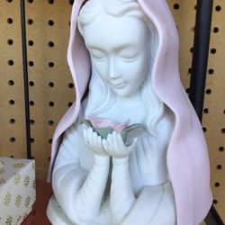 Mary PORCELIN Statue