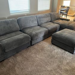 New Gray Corduroy 5 Piece Modular Sectional Couch! Includes Free Delivery 🚚! 