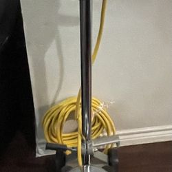 Advance® Floor Cleaning Machine - 20"