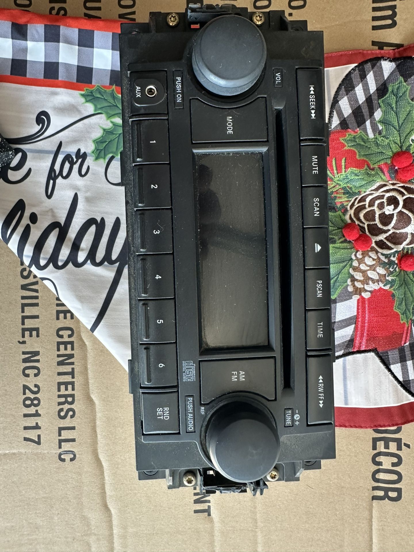 factory 06 Ram head unit w/cd