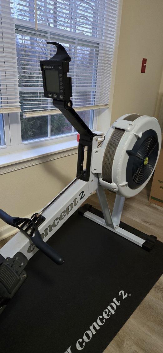 Concept two model D rowing machine with PM5 monitor