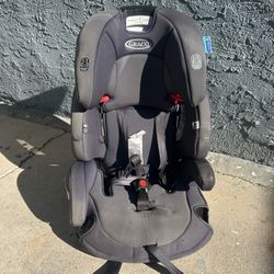 Graco Car seat For Toddlers