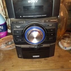 Sony Ipod AM FM Stereo System 