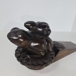 Mahogany Frogs Door Stop