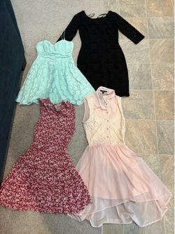 Size Small Dresses - All Mid-Length