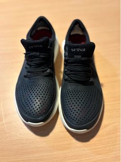 CROCS Waterproof Women’s Breathable Black and White Sneakers, Size: 8M