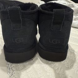 Used Uggs Boyfriend Gave Them As A Gift But Then Cheated on Me And I Don't Want Them No More 