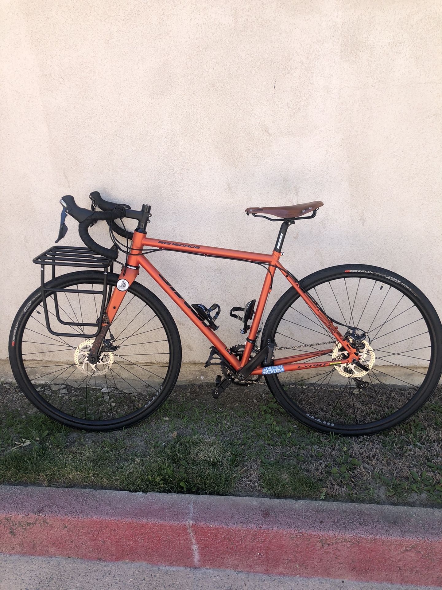 2020 Jamis Renegade Expat LTD Size 54 Gravel Bike with Upgraded Crackset (Pedals Included)