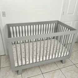 Crib 3 in 1, gray (includes mattress)