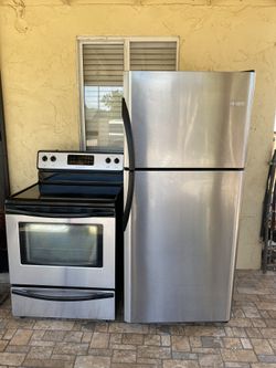 Stove And Fridge
