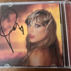 Taylor Swift Signed The Life Of A Showgirl CD PHOTO #1