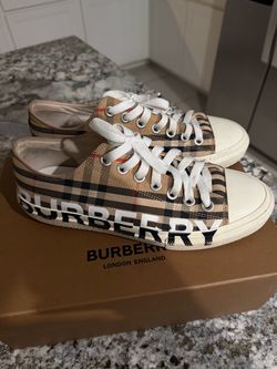 Burberry sneakers