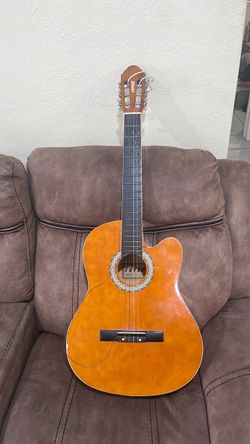 Eléctric acoustic guitar