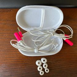 Beats By Dre 2 Pink Replacement Cables For Wired Powerbeats & 3 Pairs Of Earplug Cushions