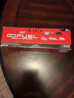 Milwaukee m12 fuel Nuevo en Su caja tool only