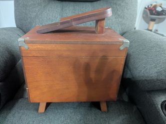 Vintage Wooden Shoeshine Box w/ Brushes – Classic Style