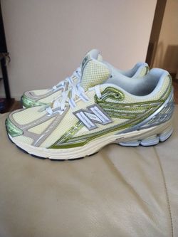 $60 New Balance 1906 size 8.5 mens(used)