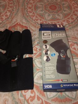 2 hinged knee braces