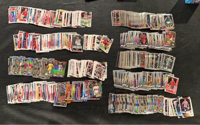 350+ soccer card lot. Auto, numbered, base, inserts, etc