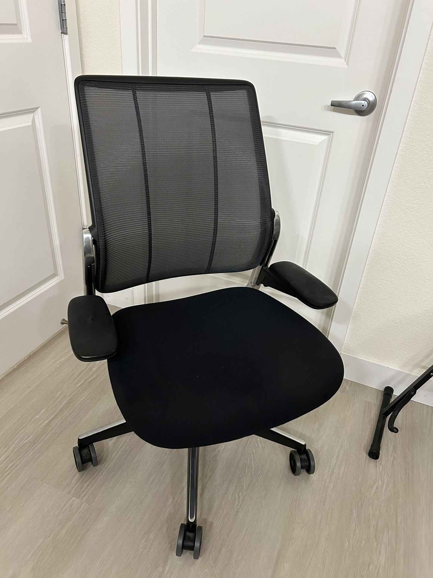 Office Chair By Humanscale
