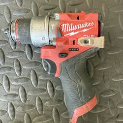 Milwaukee Fuel M12 Drill