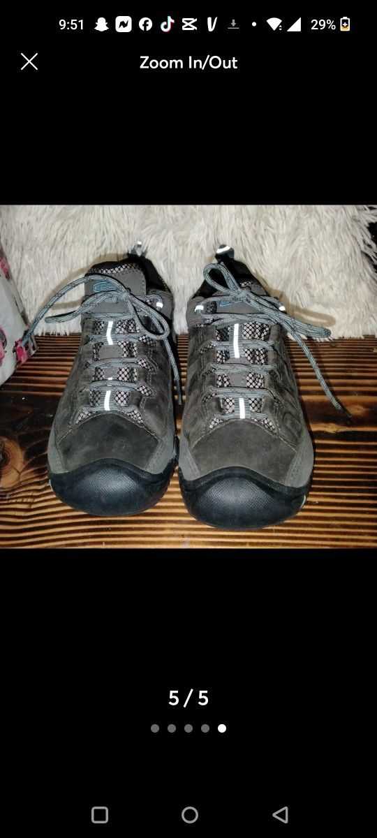 Keen Tarshee Hiking Shoes