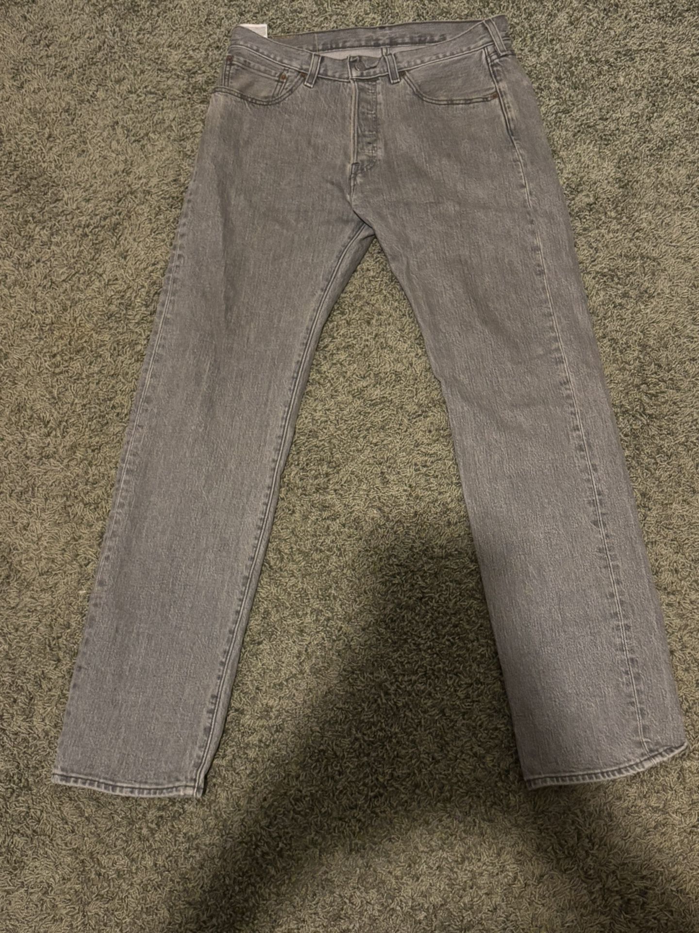 levi 501’s grey