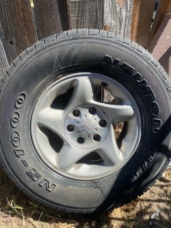 First gen Tacoma tires