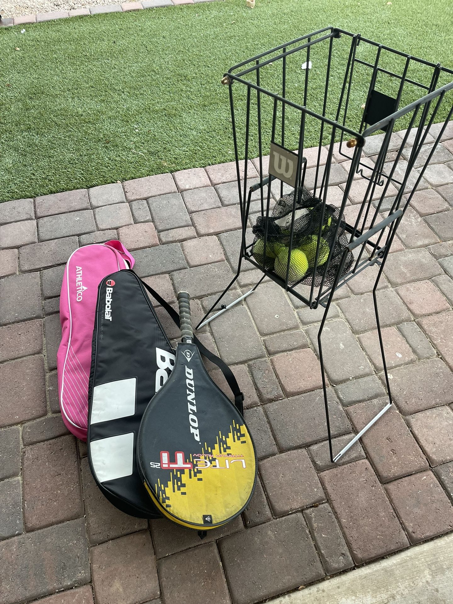 Tennis Rackets And Accessories 