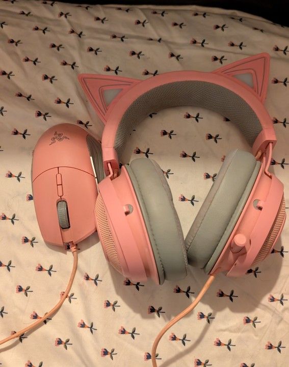 Razer Kraken Kitty RGB USB Gaming Headset THX 7.1