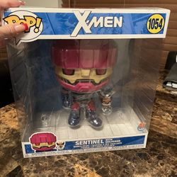 X-men Sentinel With Mini Wolverine 