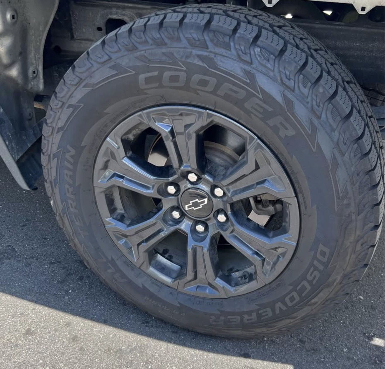 GMC OEM TIRES AND WHEELS 18”