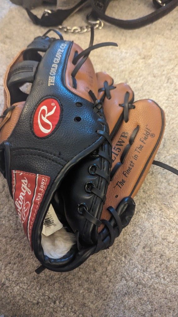 KIDS RAWLINGS LEATHER BASEBALL GLOVE SIZE 10 5 LIKE NEW MAKE OFFER
