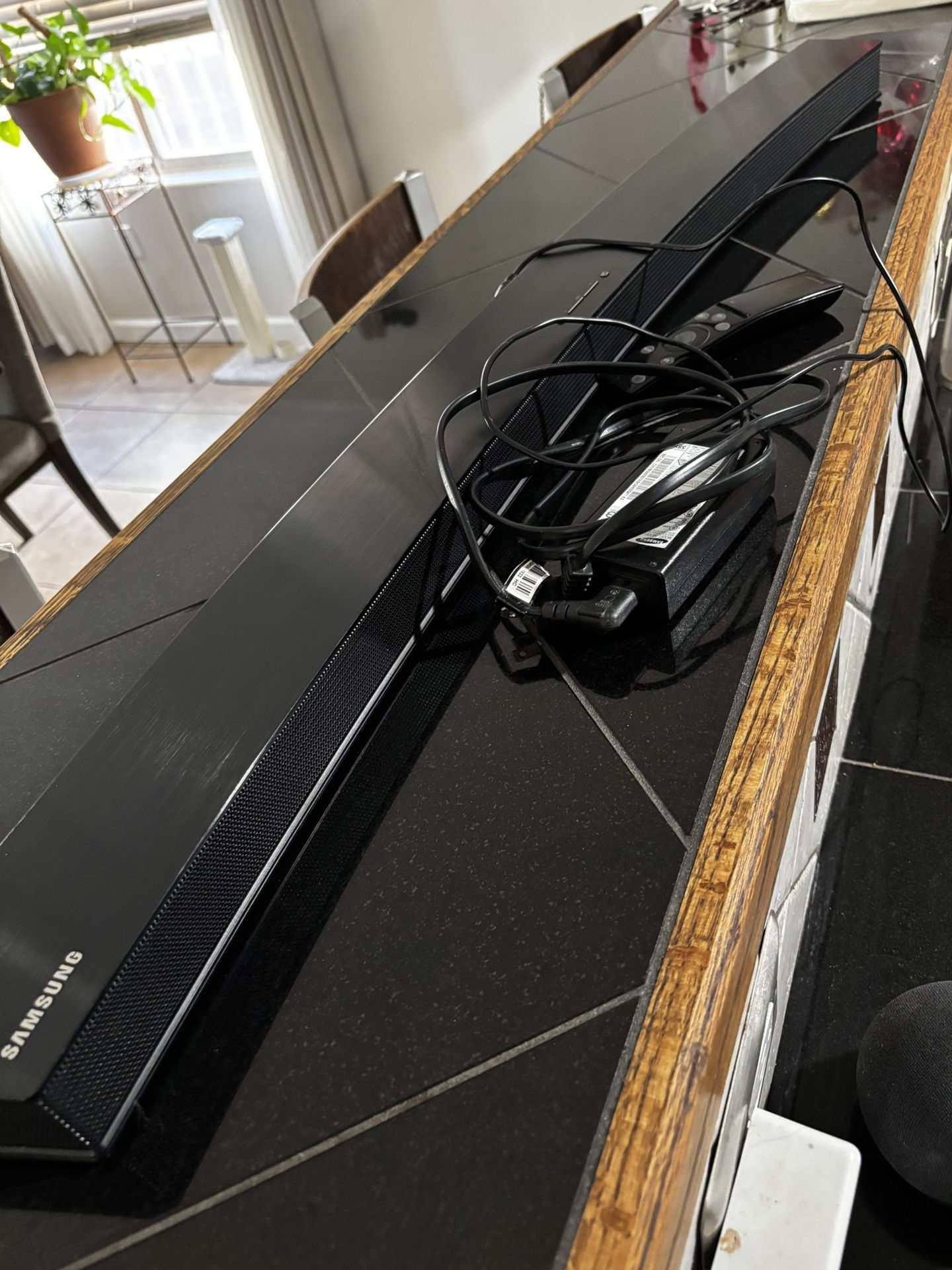 Samsung Curved Soundbar Black