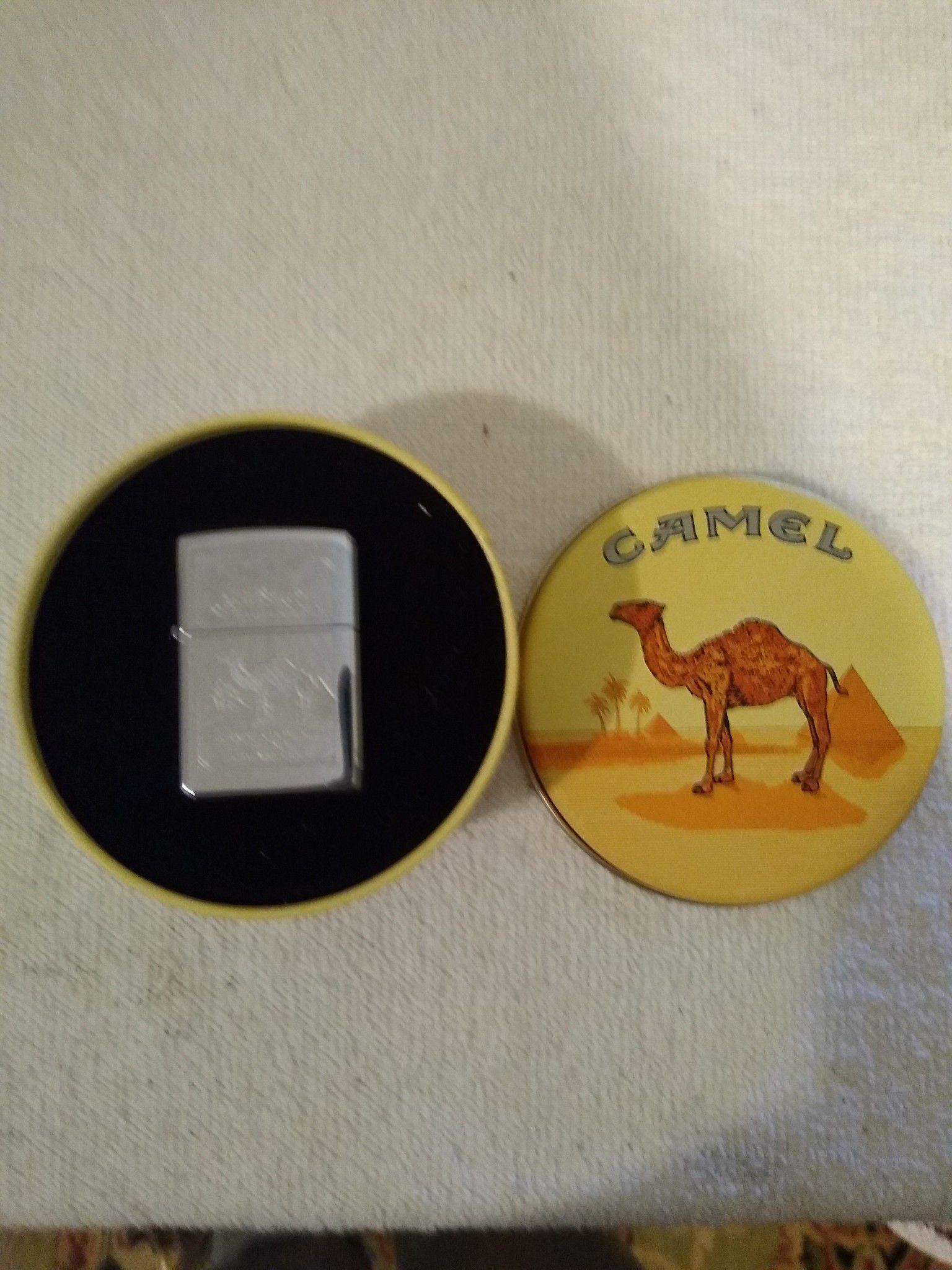Camel tin zippo lighter