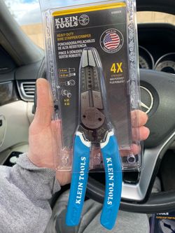 Klein Tools Heavy-Duty Wire Stripper/Crimper K12065CR
