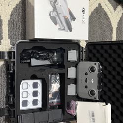 New DJI AIR 2S W/ Extras