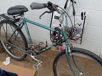 Vintage Bianchi Grizzly.Mountain Bicycle
