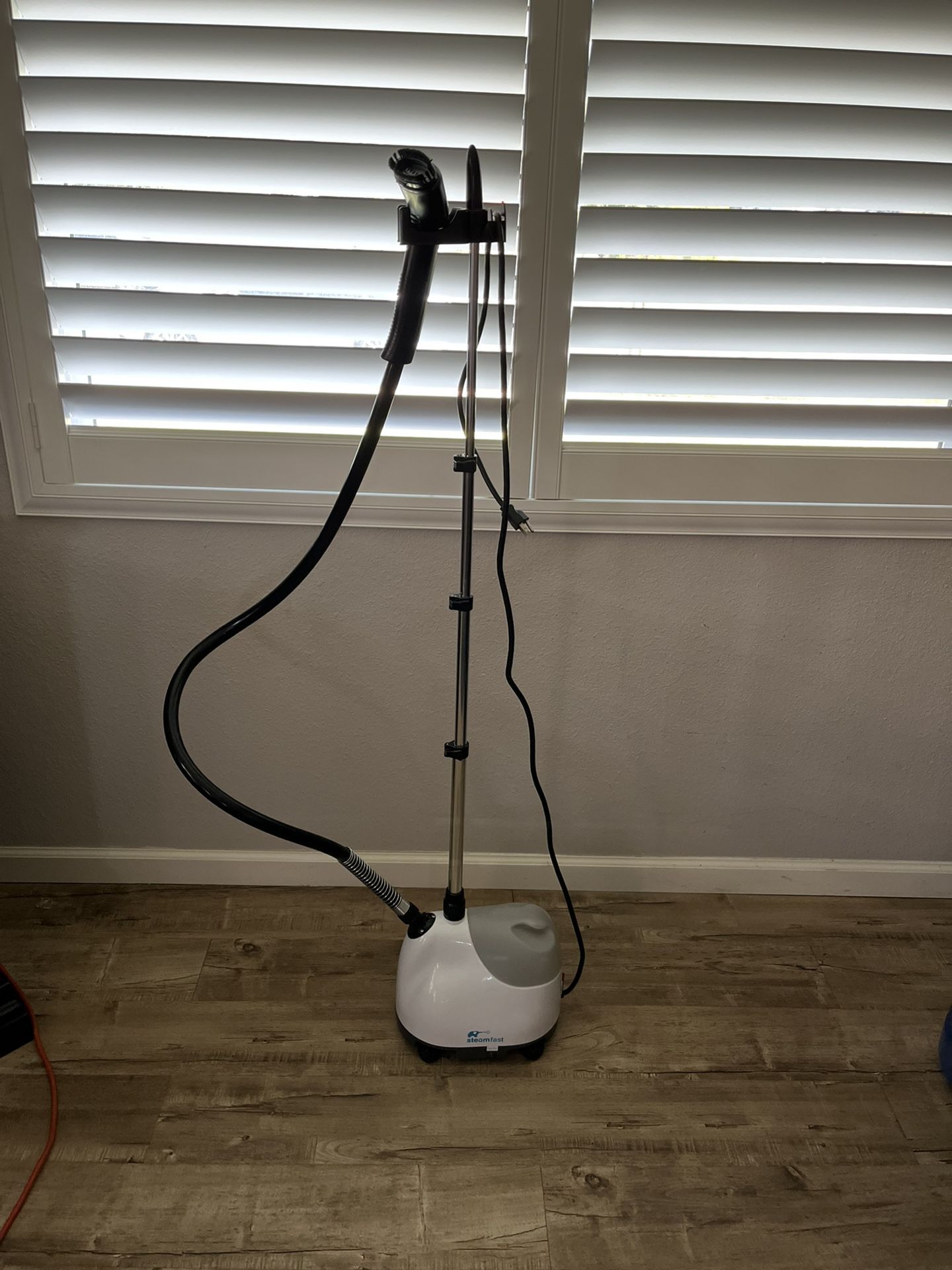 Professional Garment Steam iron