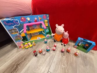 Peppa pig & friends lot- Club house + 20 figurines- $50