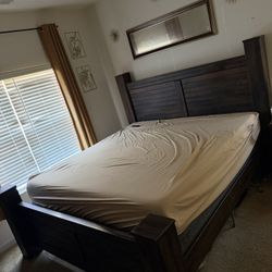 Brown Wooden King Size Head Board 