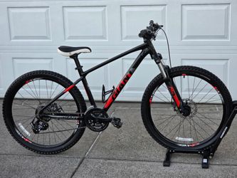 Giant ATX Mountain Bike