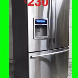 Refrigerator w/ Automatic Ice Maker. Excellent Working Condition....